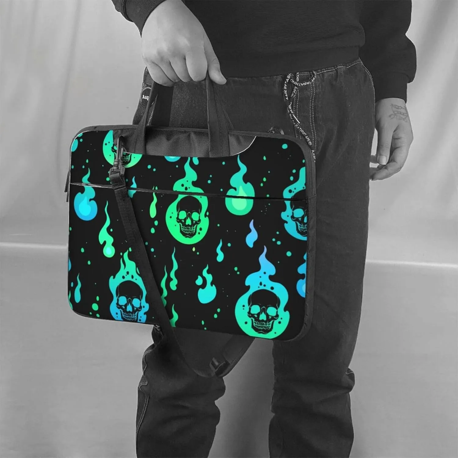 Witchcraft Cat Stars Laptop Bag Classic Slim Briefcase Messenger Bag, Spacious, Ergonomic