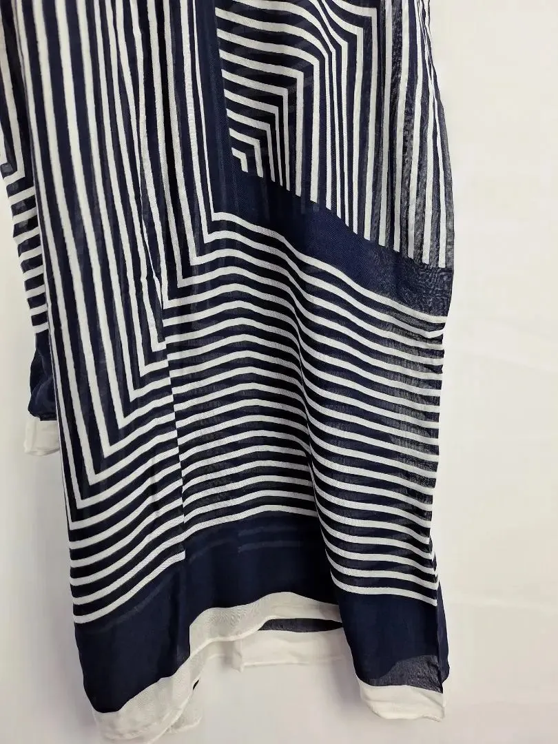 Witchery Soft French Scarf Size