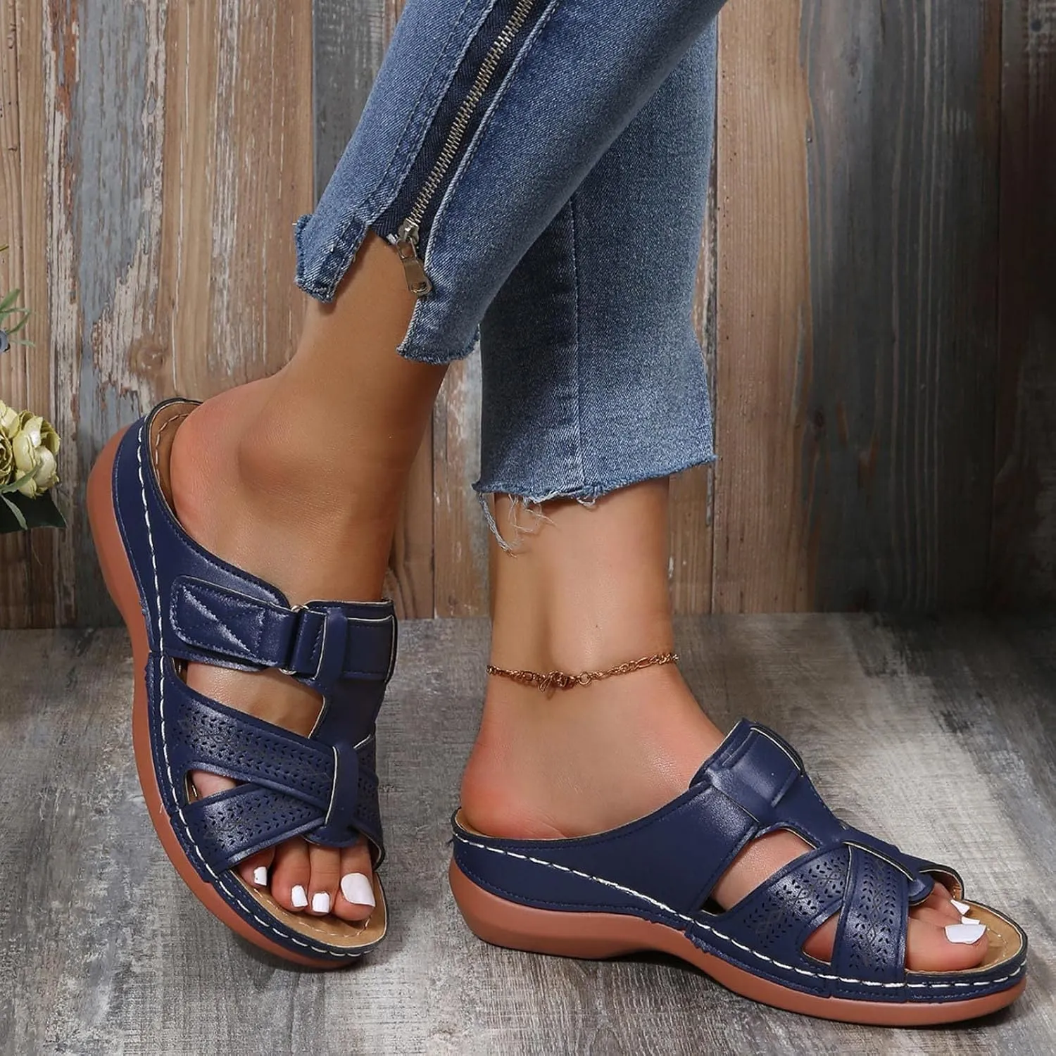 Women Wedge Arch Support Slides Summer Comfort Slip on Sandals Casual Non-Slip Slide Sandal Flat Slippers