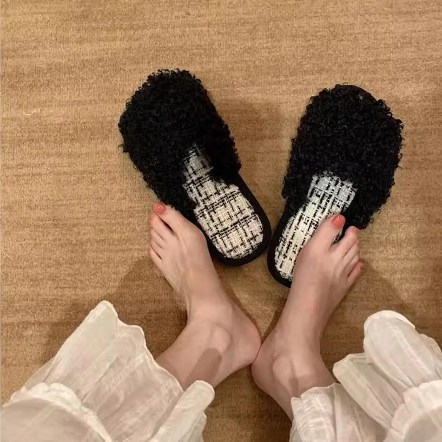 Women's Frizzy Fuzzy Slippers Plush Comfy Faux Fur Lined Slippers Memory Foam Fluffy Slide Sandals Open Toe Indoor Anti-skid Sole House Shoes