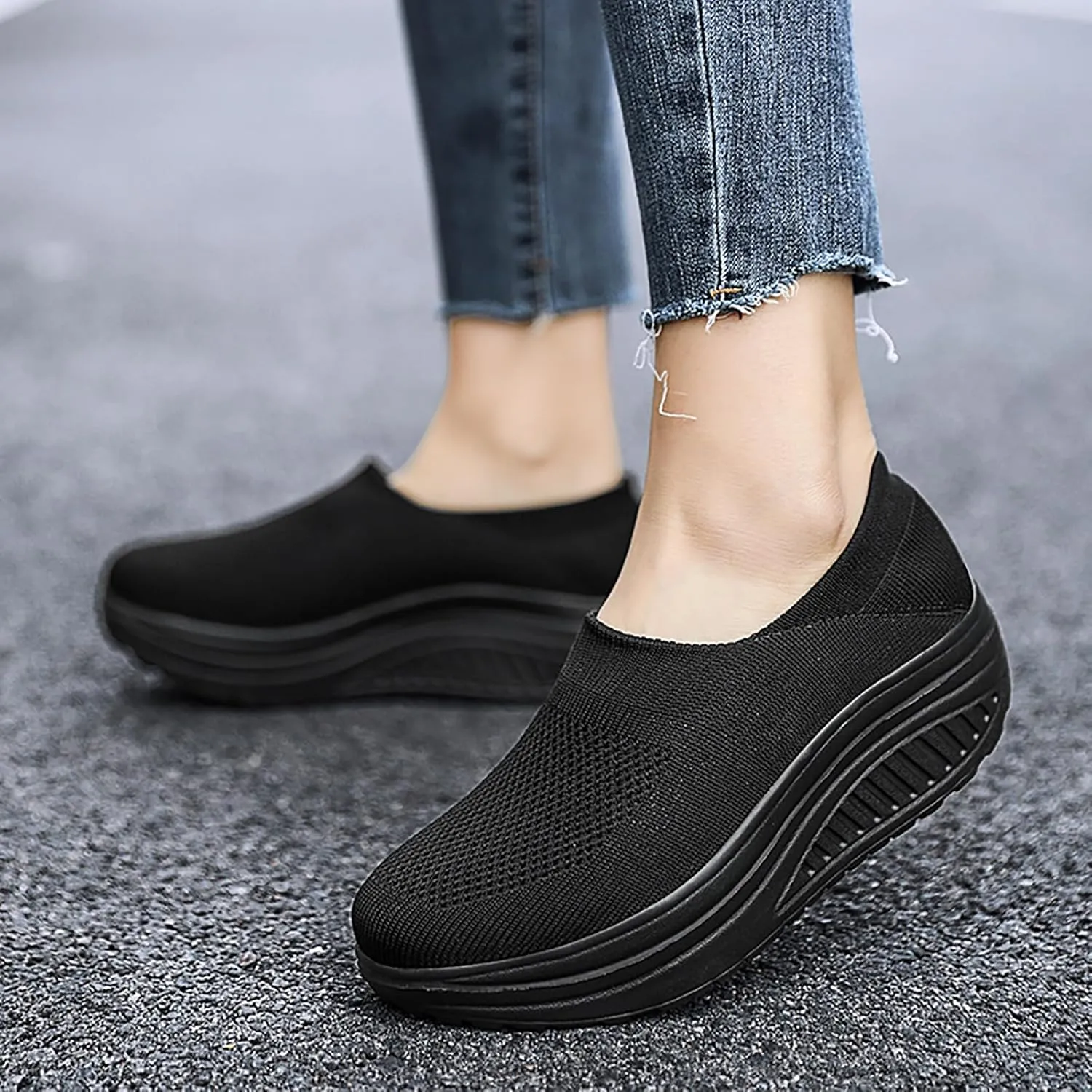 Women's Knitted Platform Slip On Walking Sneakers,Comfort Lightweight Arch Support Non Slip Casual Mesh Breathable Workout Work Shoes