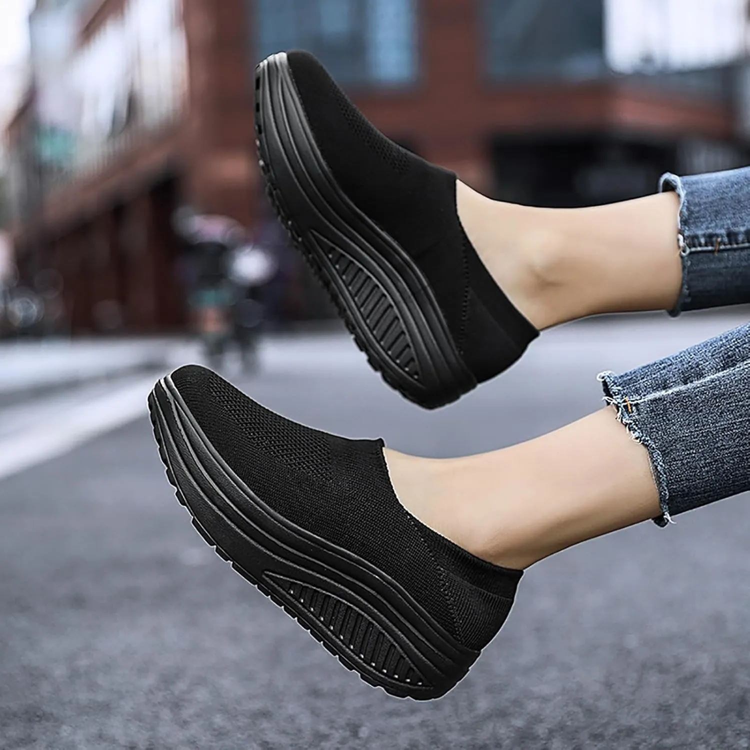 Women's Knitted Platform Slip On Walking Sneakers,Comfort Lightweight Arch Support Non Slip Casual Mesh Breathable Workout Work Shoes