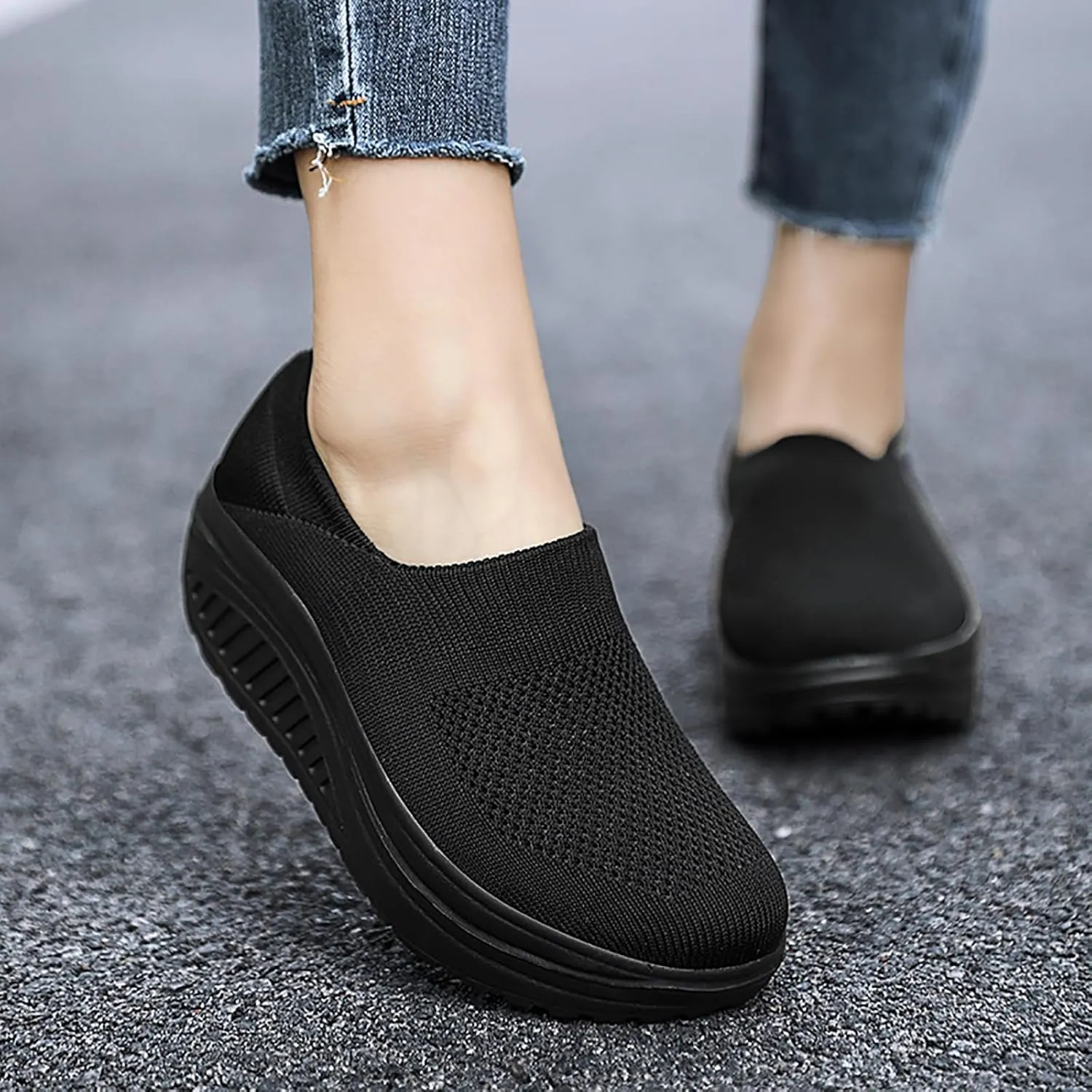 Women's Knitted Platform Slip On Walking Sneakers,Comfort Lightweight Arch Support Non Slip Casual Mesh Breathable Workout Work Shoes