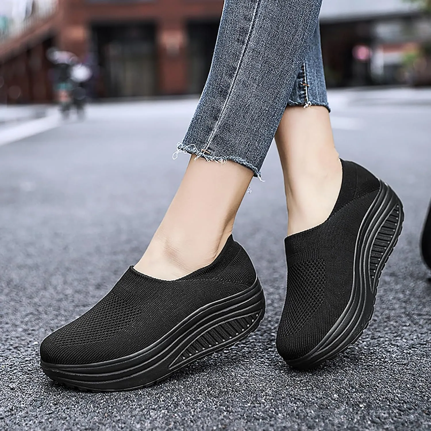 Women's Knitted Platform Slip On Walking Sneakers,Comfort Lightweight Arch Support Non Slip Casual Mesh Breathable Workout Work Shoes