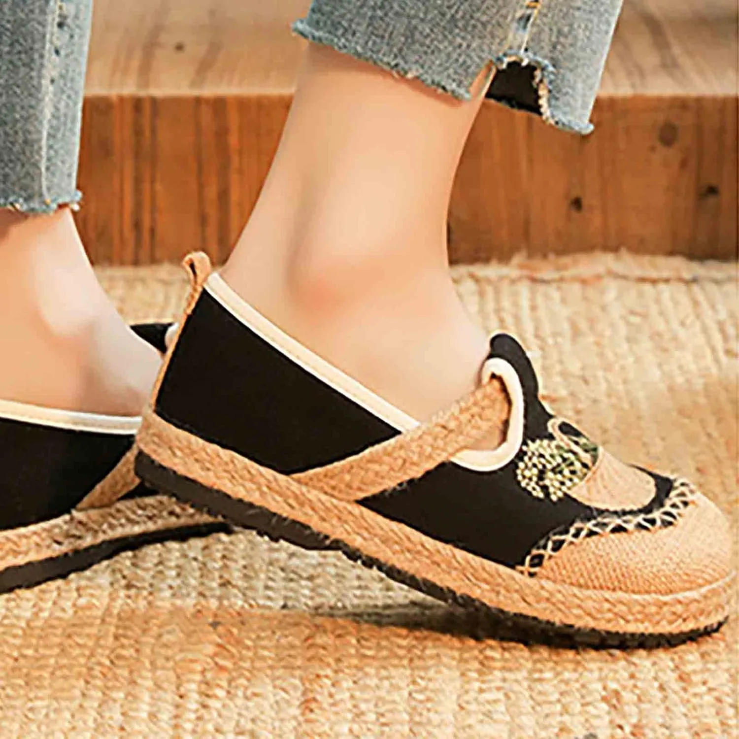 Women's Slip On Mules Comfortable Flat Lightweight Round Toe Casual Travel Shoes Walking Loafers
