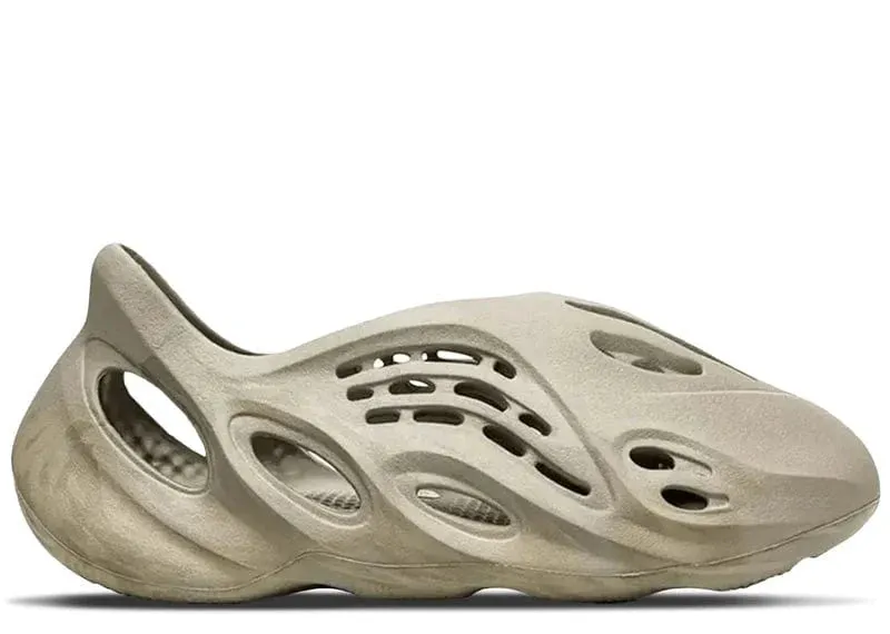 YEEZY FOAM RNR STONE SALT
